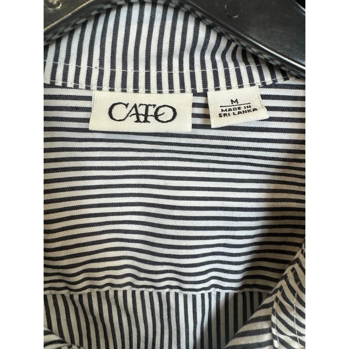 Cato Long Sleeve Button Up Shirt Women's Size Medium - Image 3