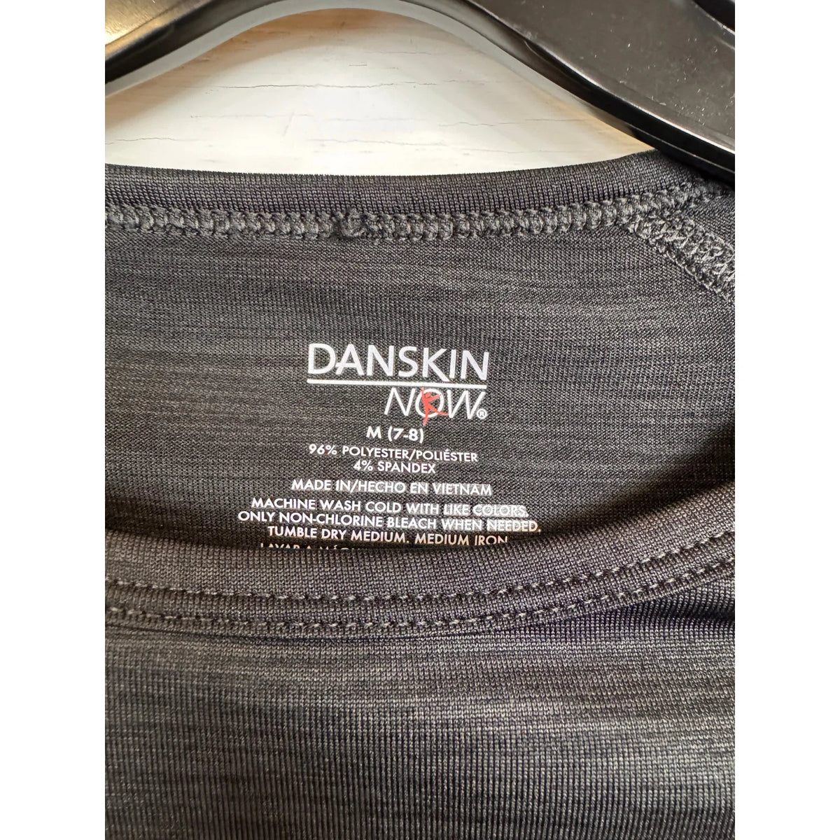 Danskin Now Long Sleeve Athletic Top Girl's Size Medium (7-8) - Image 4