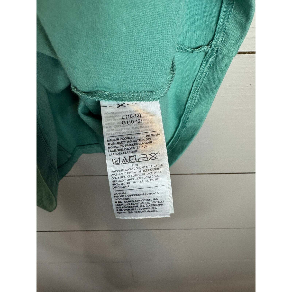 Old Navy Sleeveless Top Girl's Size Large (10/12) - Image 5