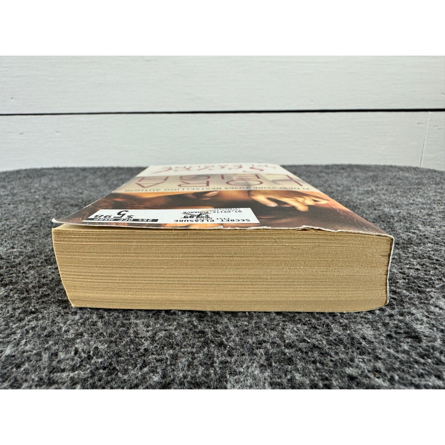 Secret Pleasure by Lora Leigh (Paperback)