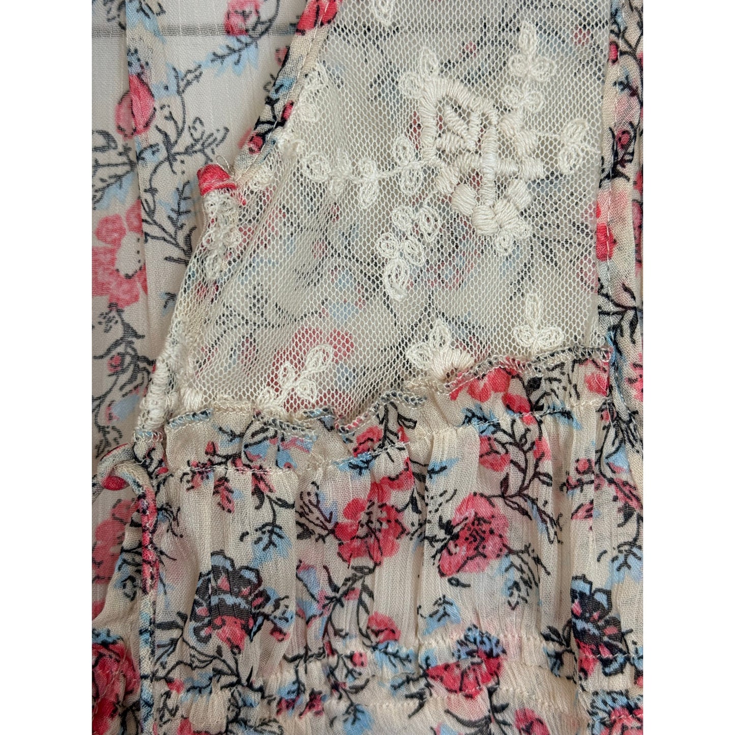 15Firteen Sleeveless Tan Blouse Women's Size Small