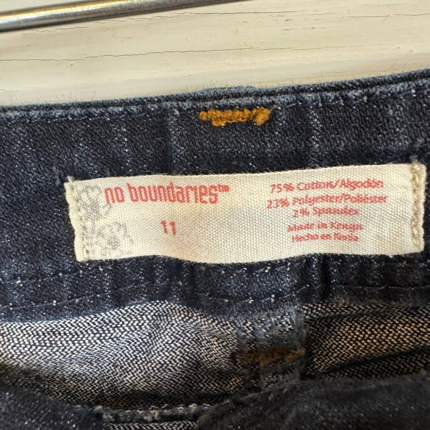 No Boundaries Denim Capris Women's Size 11