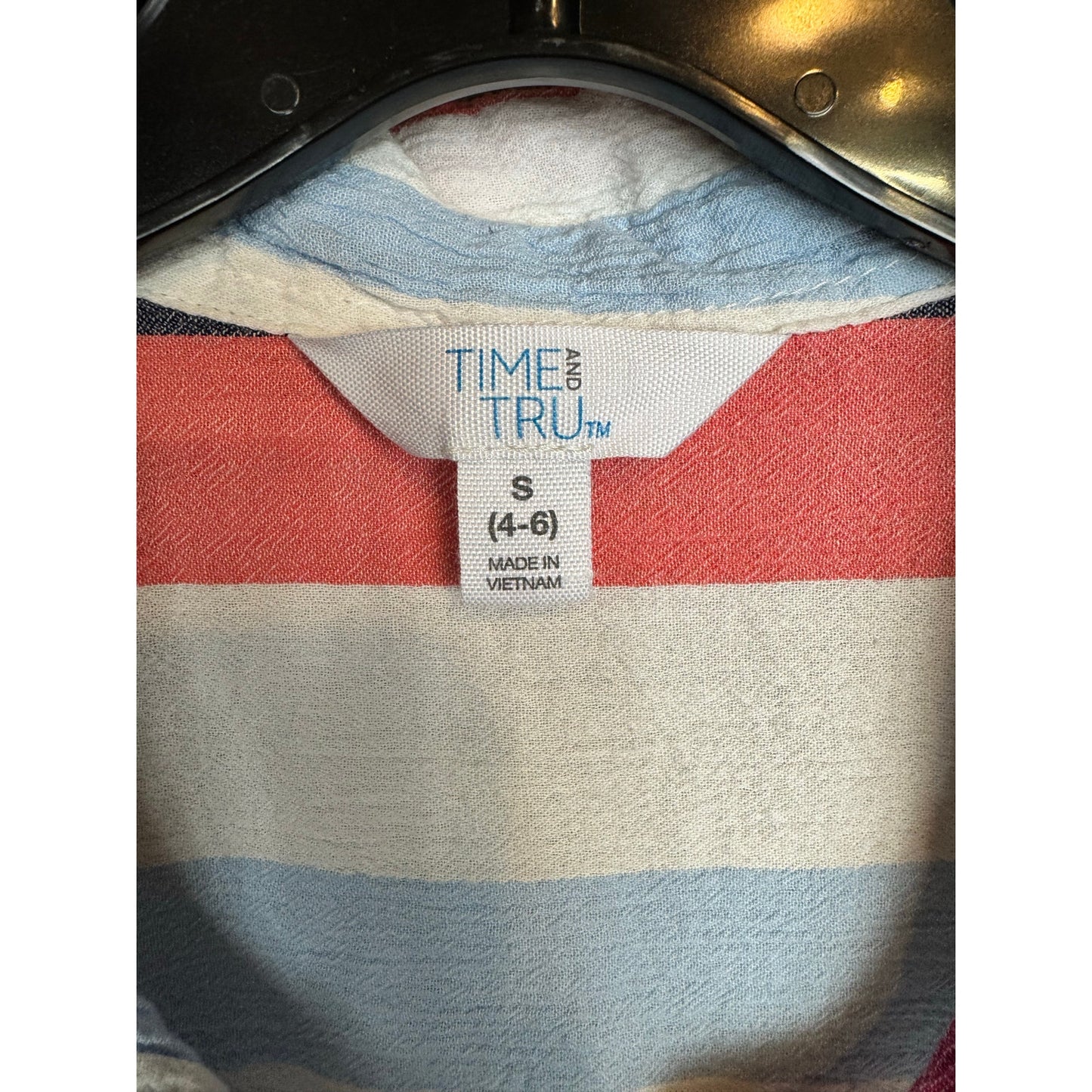 Time and Tru Short Sleeve Blouse Women's Size Small