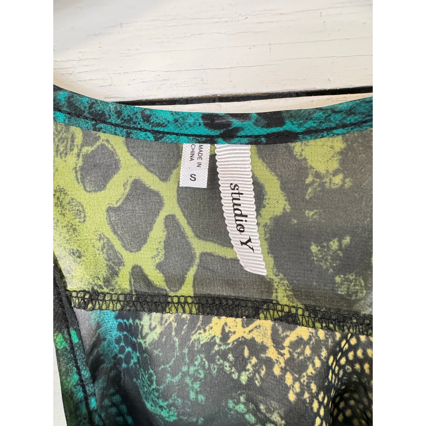 Studio Y Black & Green Tank Top Women's Size Small