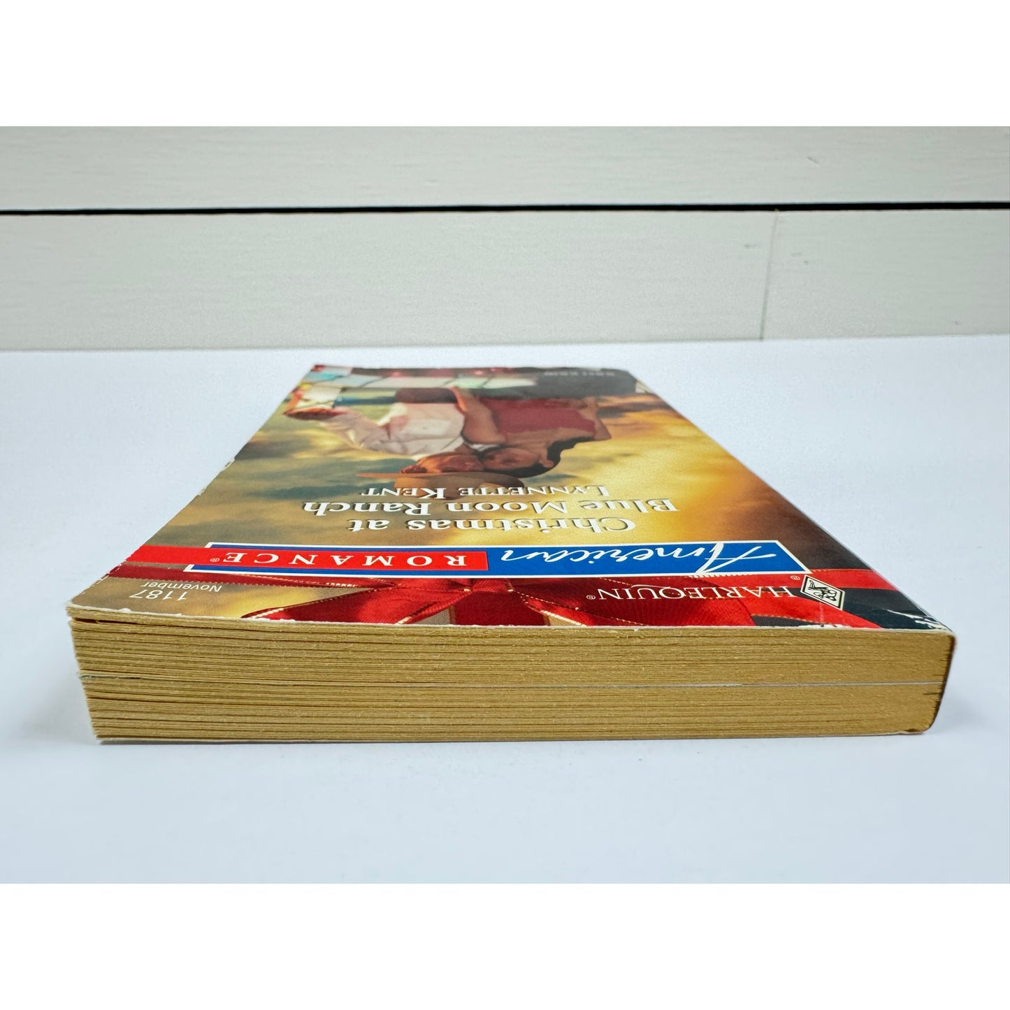 Christmas at Blue Moon Ranch by Lynnette Kent (Paperback)