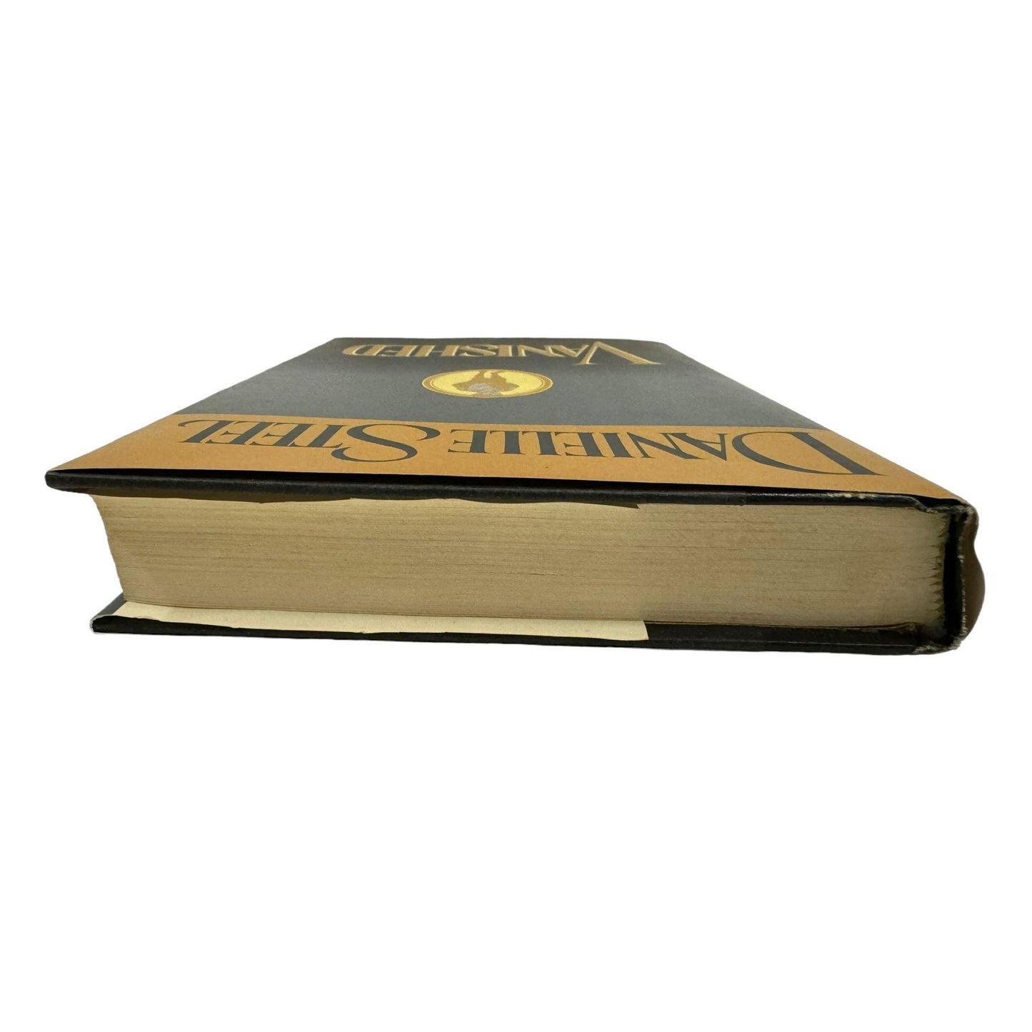 Vanished by Danielle Steel (Hardcover)