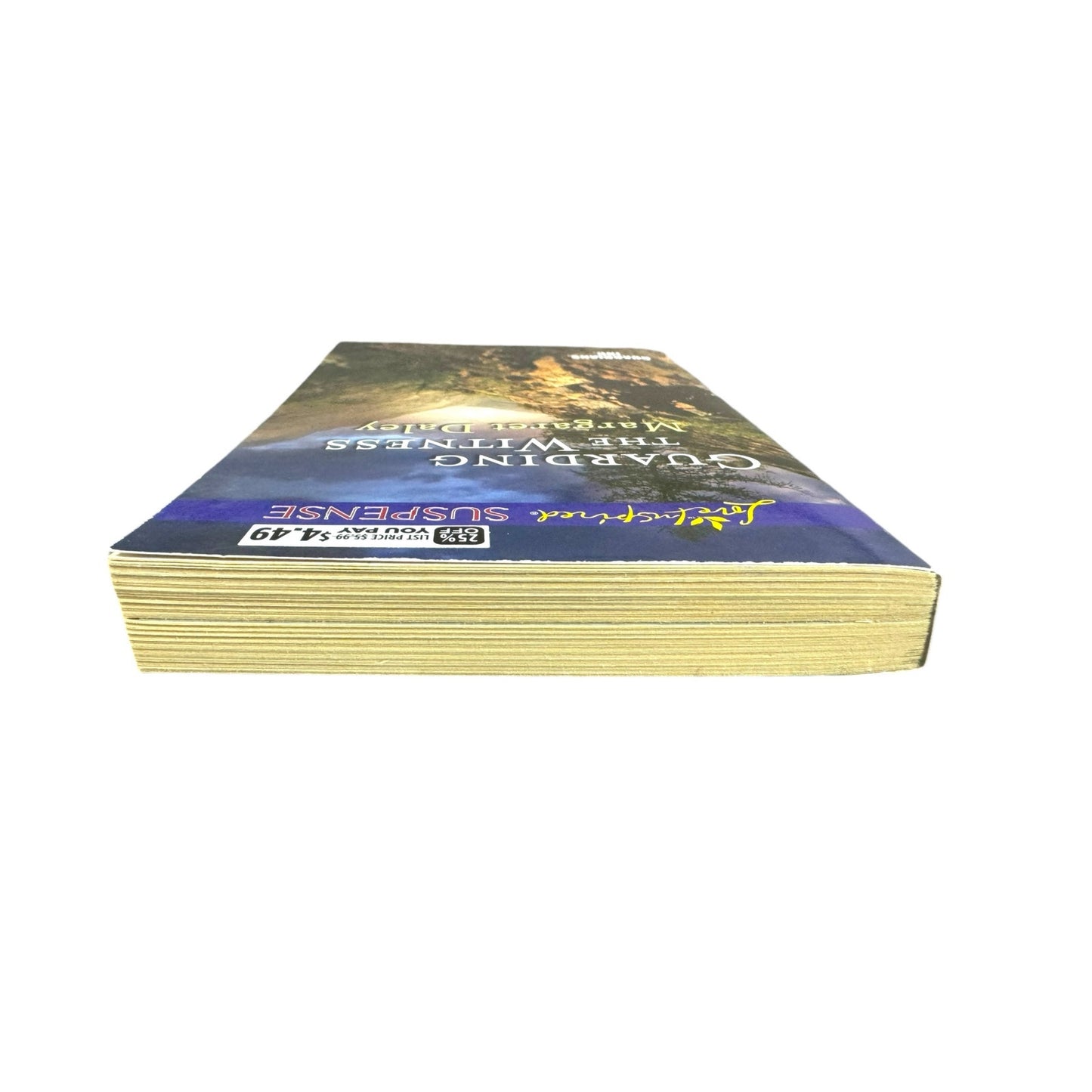 Guarding the Witness by Margaret Daley (Paperback)