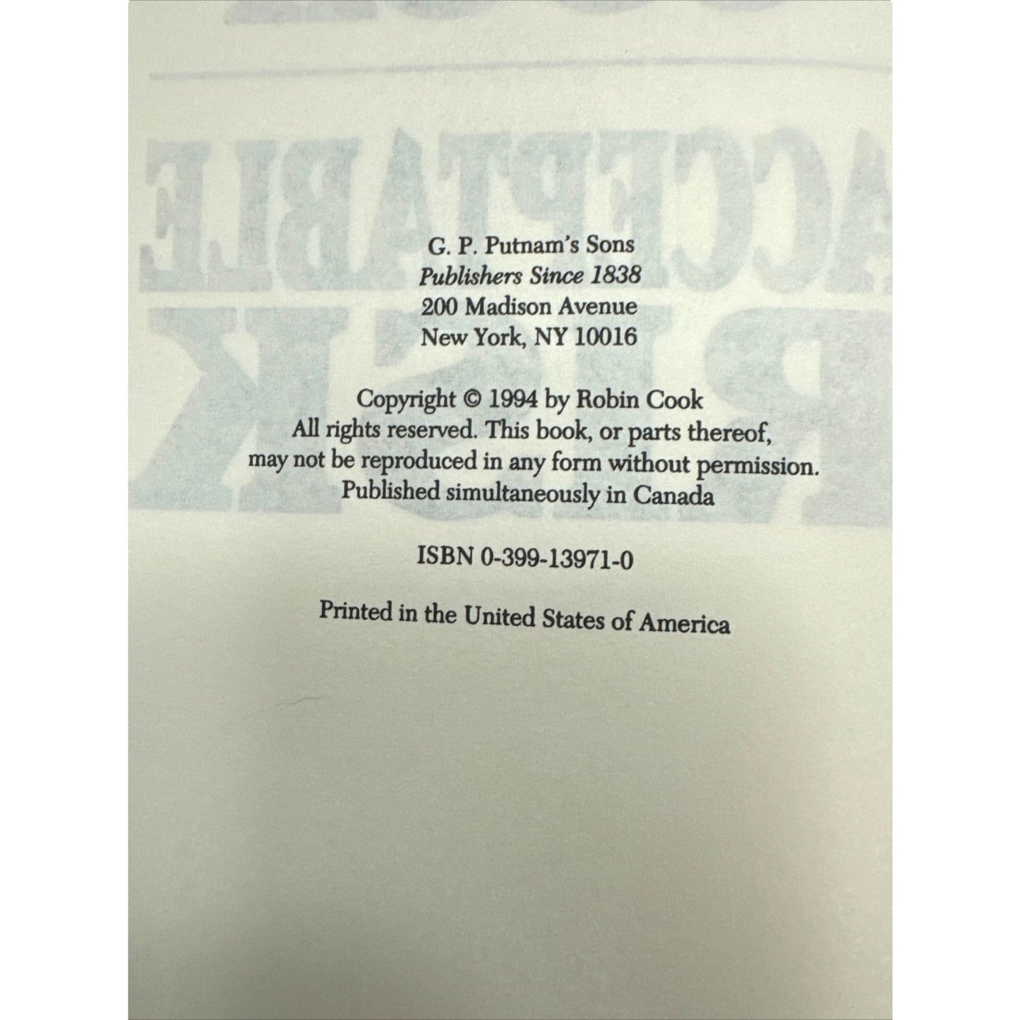 Acceptable Risk by Robin Cook (Hardcover)