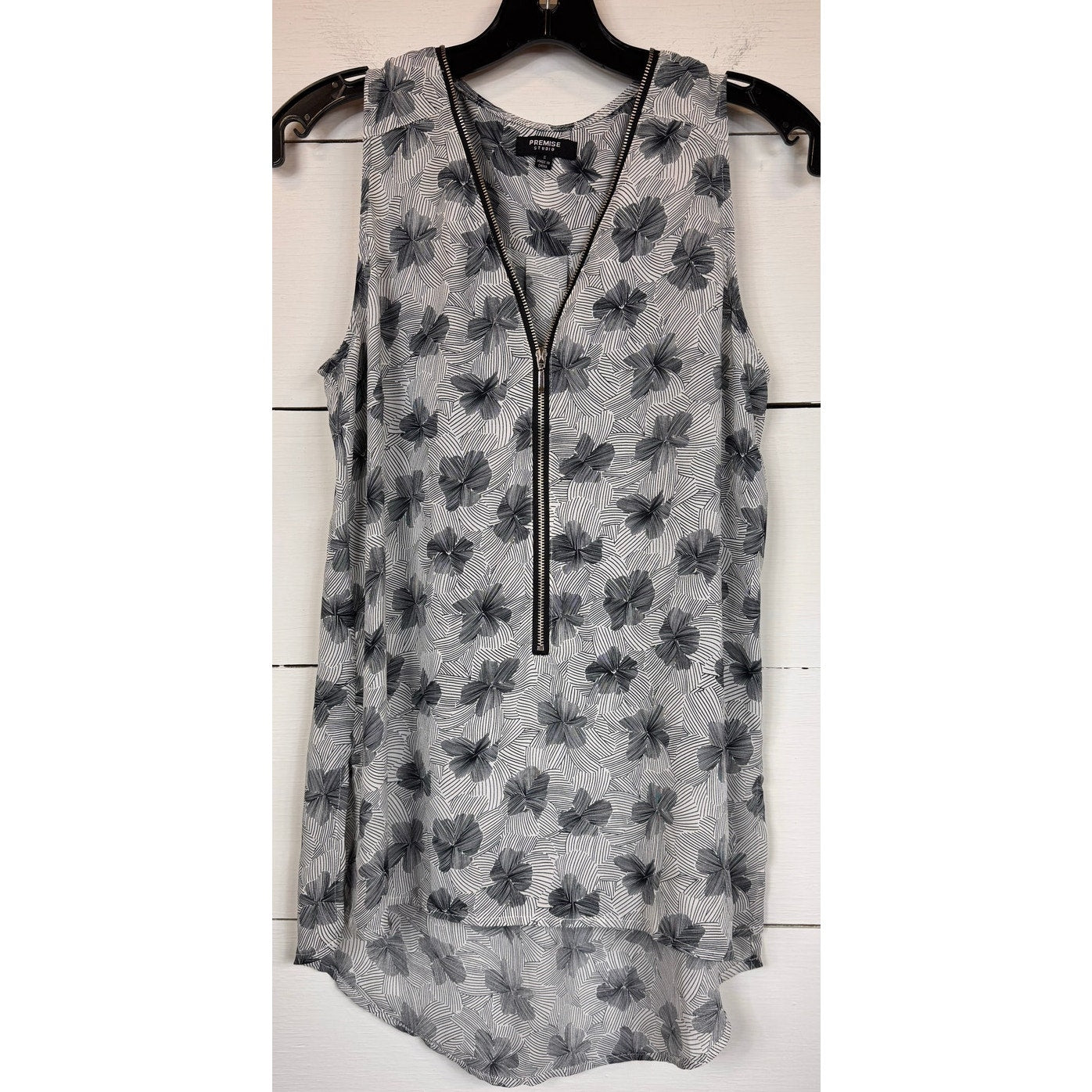 Premise Studio Sleeveless Floral Blouse Women's Size Small