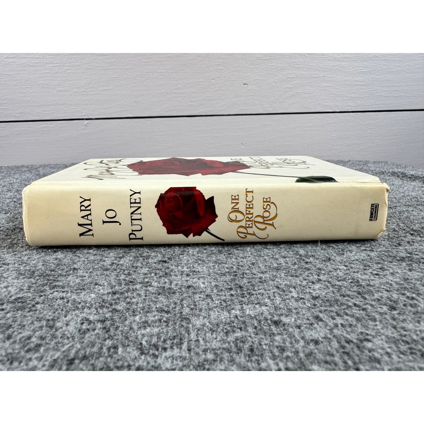 One Perfect Rose by Mary Jo Putney (Hardcover)