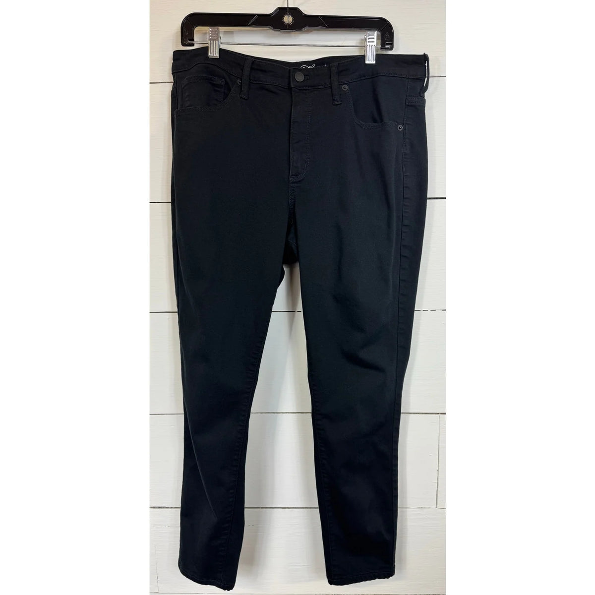 Universal Thread Skinny Pants Women's Size 16 - Image 1