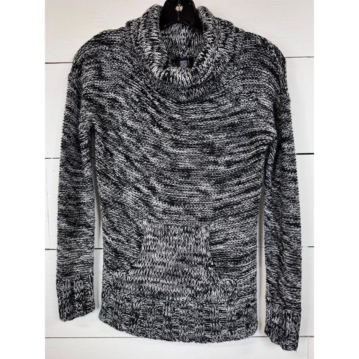 Rue 21 Long Sleeve Sweater Women's Size Medium - Image 1