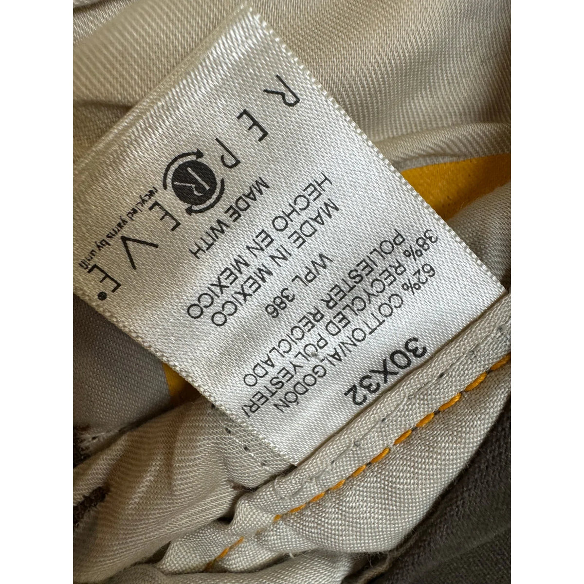 Haggar Chino Pants Men's Size 30x32 - Image 3