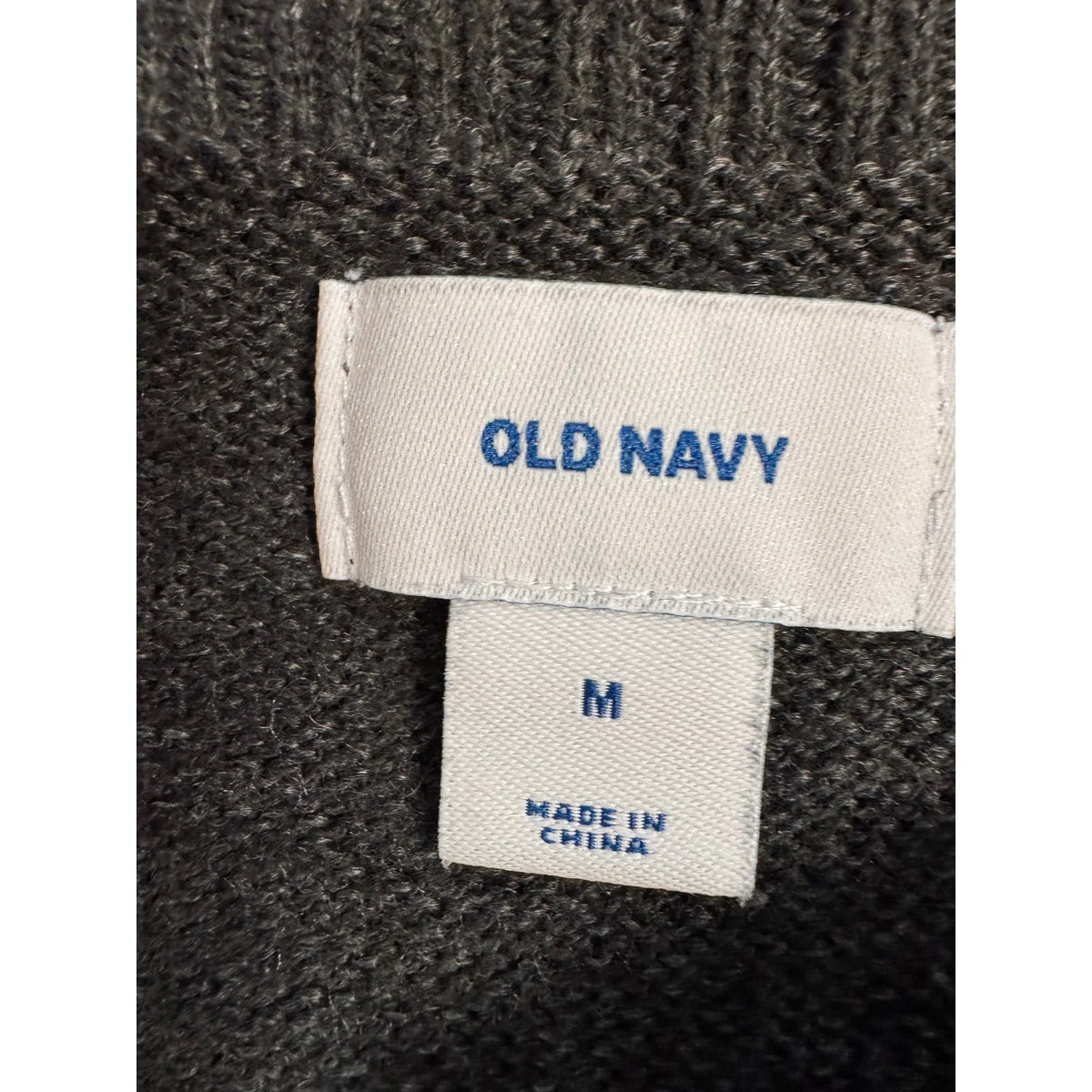 Old Navy Sweater Women's Size Medium - Image 3