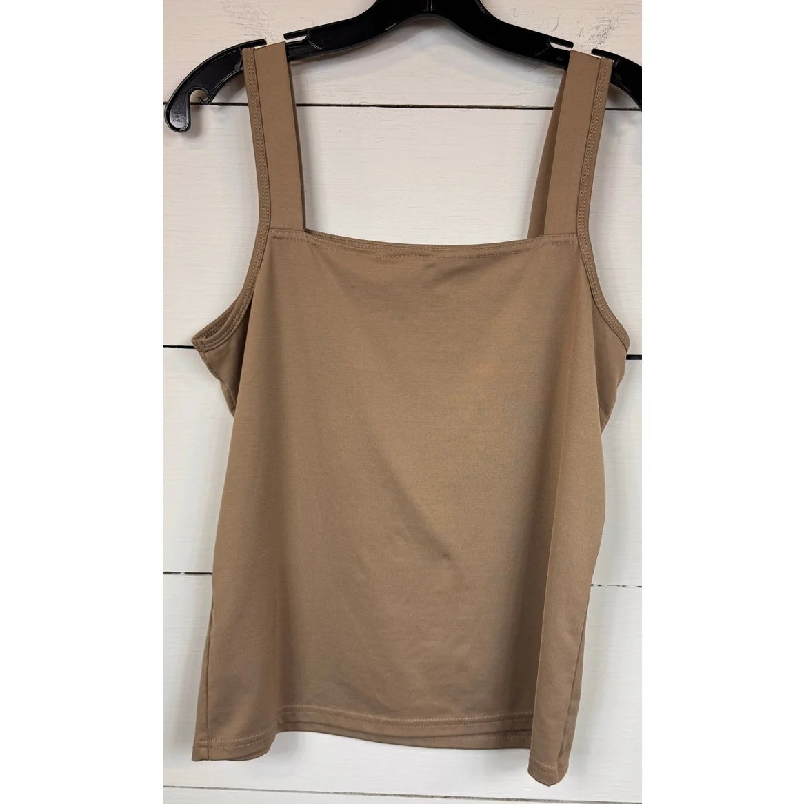New Directions Beige Tank Top Women's Size Medium - Image 2