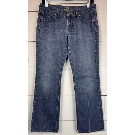 Old Navy Bootcut Jeans Women's Size 4 Short - Image 1
