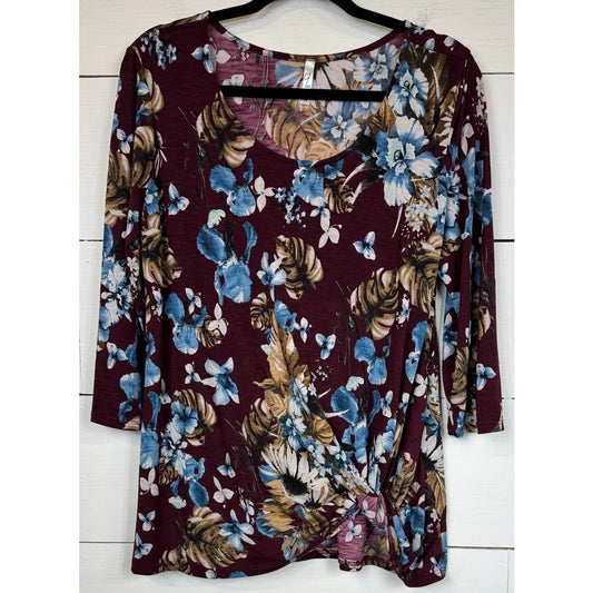 Yee Red 3/4 Sleeve Blouse Women's Size Medium - Image 1