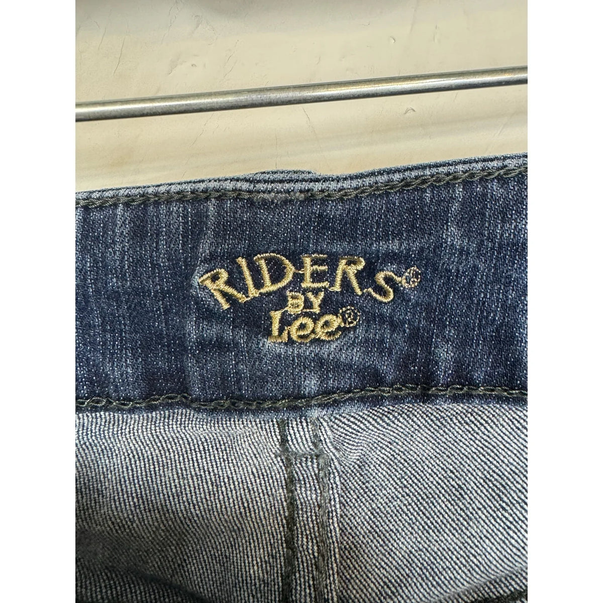 Riders Blue Straight Cut Jeans Women's Size 6 - Image 5