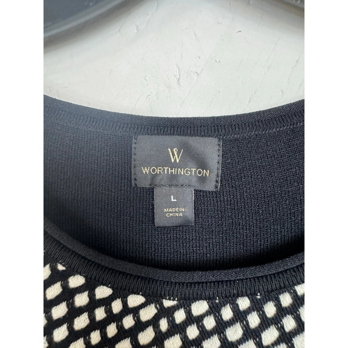 Worthington Sleeveless Blouse Women's Size Large - Image 3
