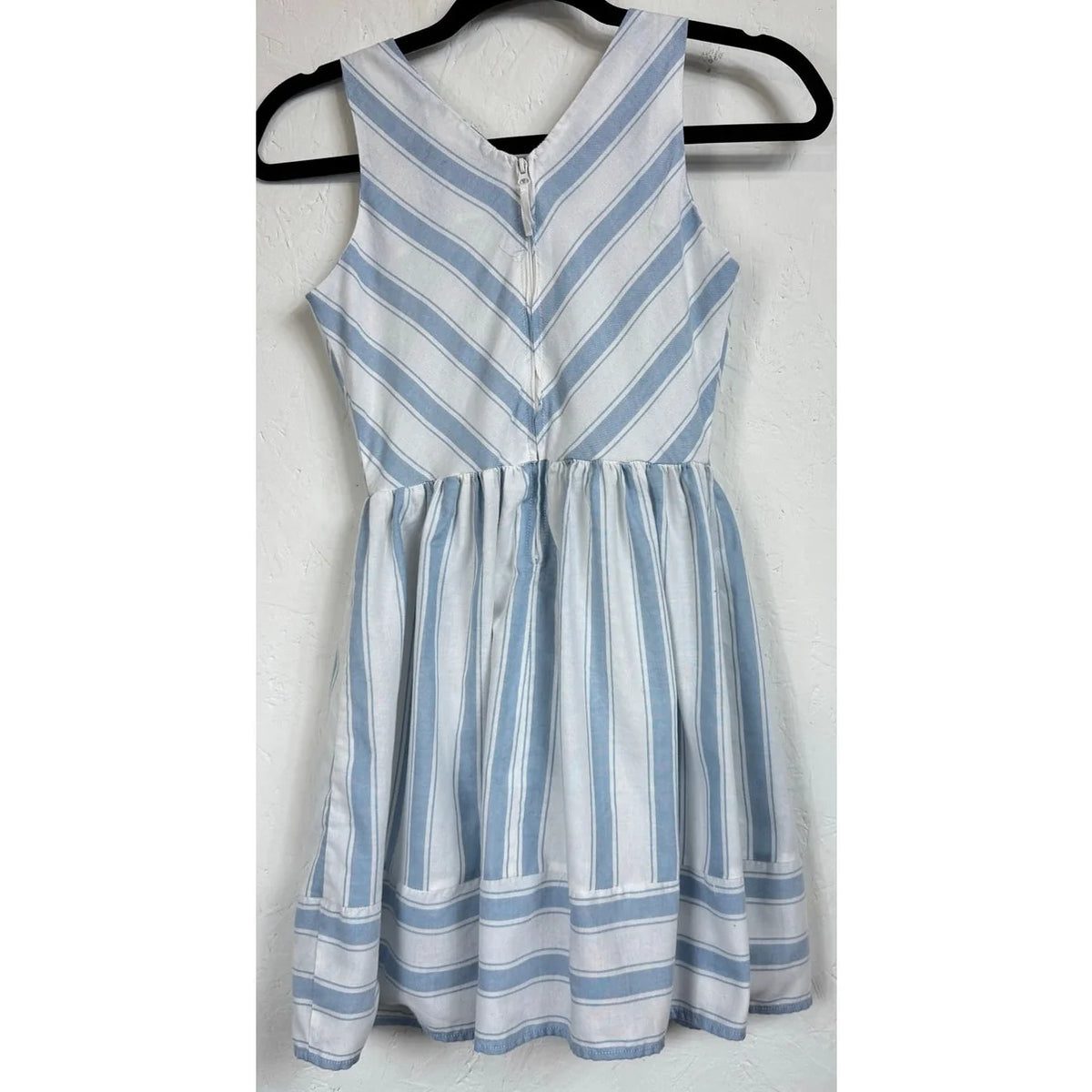 Copper Key Blue & White Sleeveless Knee-length Dress Girl's Medium - Image 2