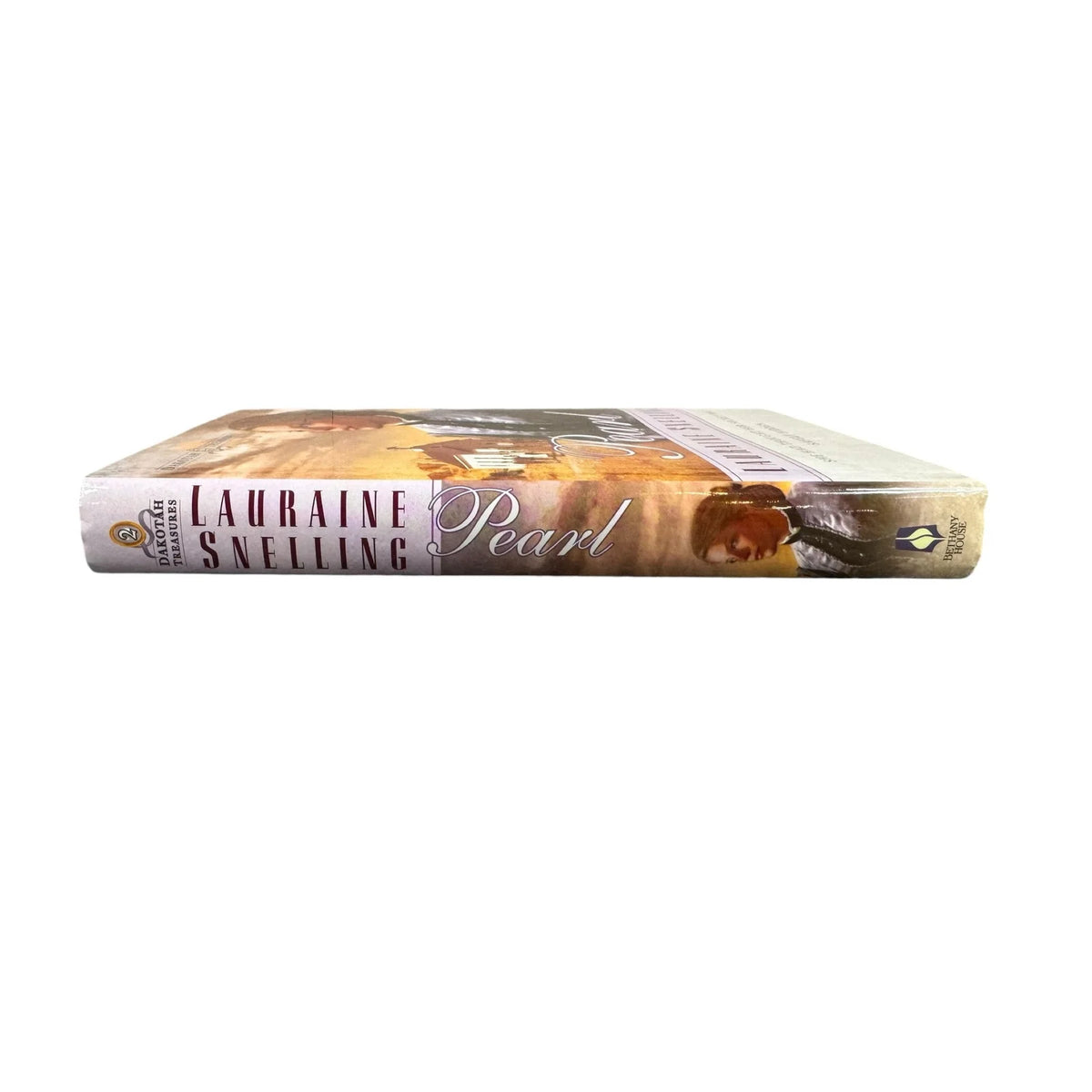 Pearl by Lauraine Snelling (Hardcover) - Image 3