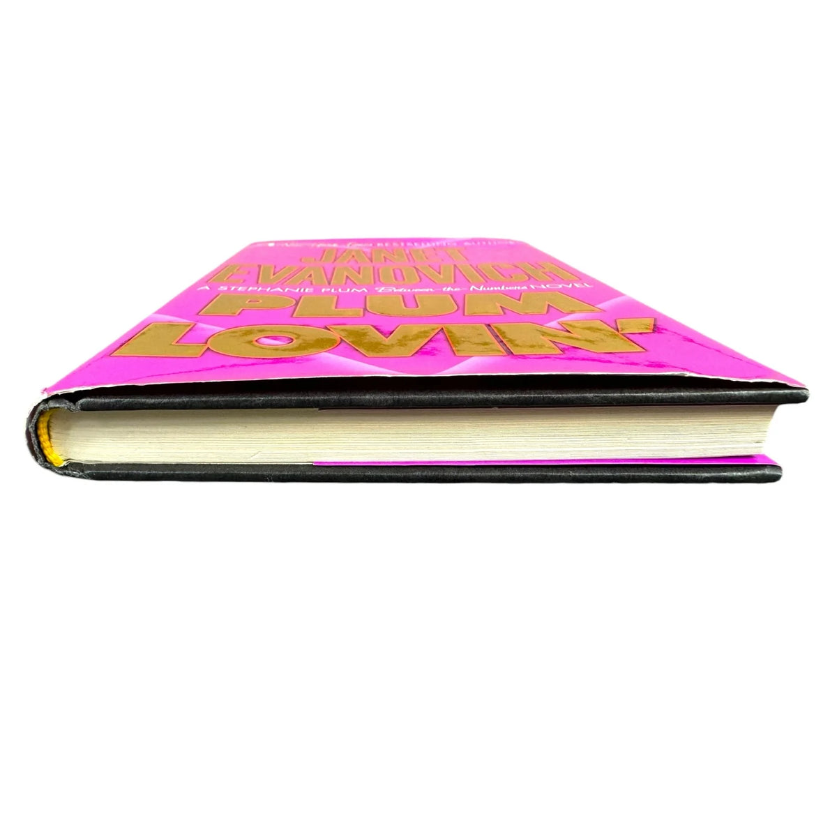 Plum Lovin' by Janet Evanovich (Hardcover) - Image 4