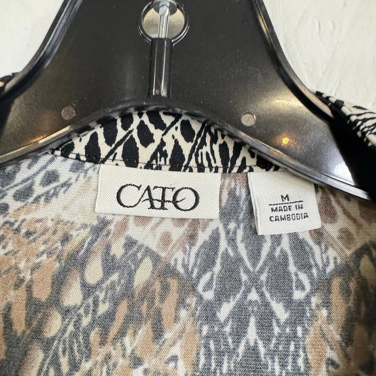 Cato Brown Long Sleeve Button Up Blouse Women's Medium - Image 3