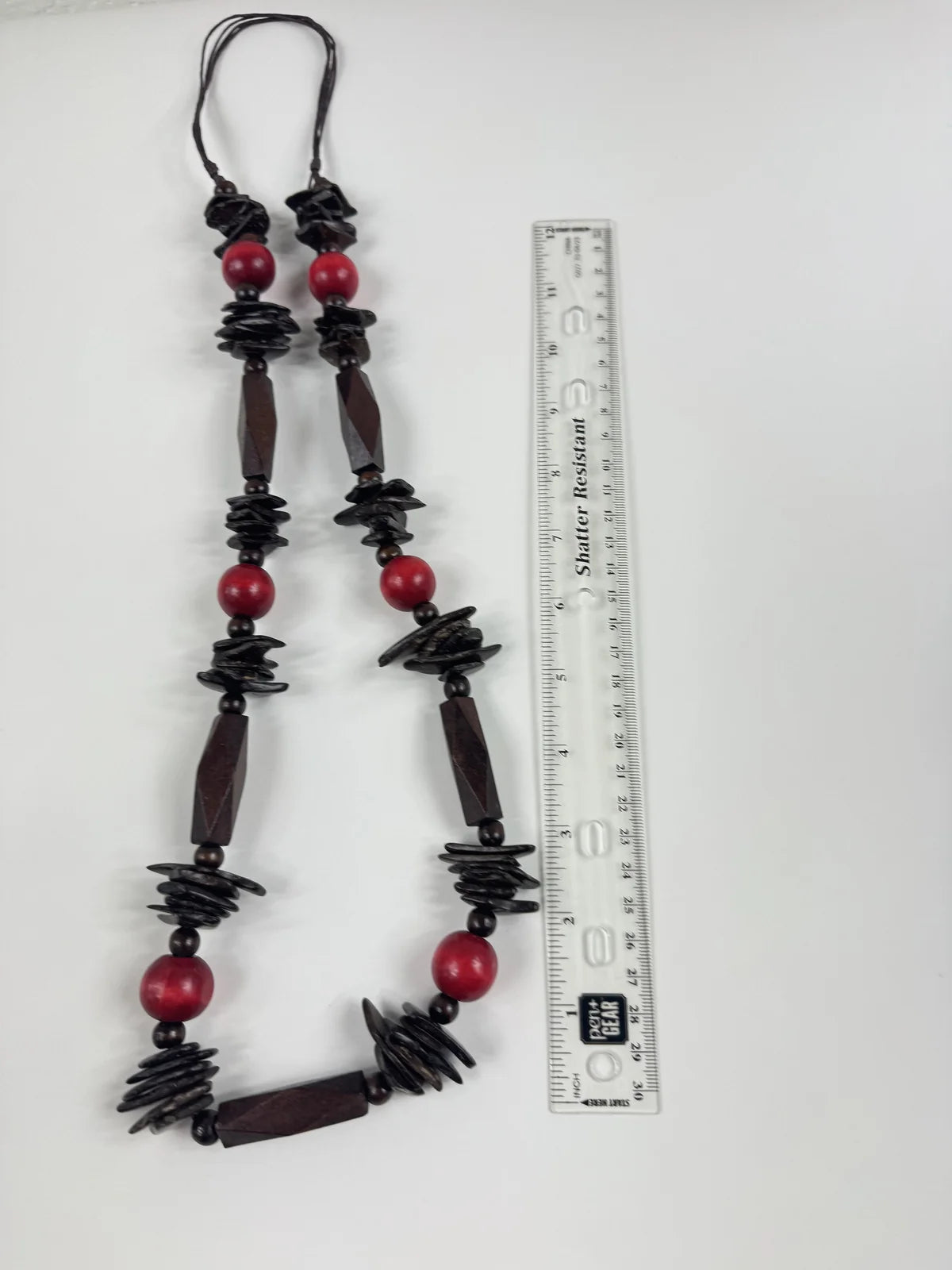 Fashion Jewelry Red & Wooden Beaded Women's Necklace - Image 2