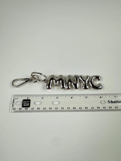 Fashion Jewelry Silver Tone Clip on Bag Charm - Image 2