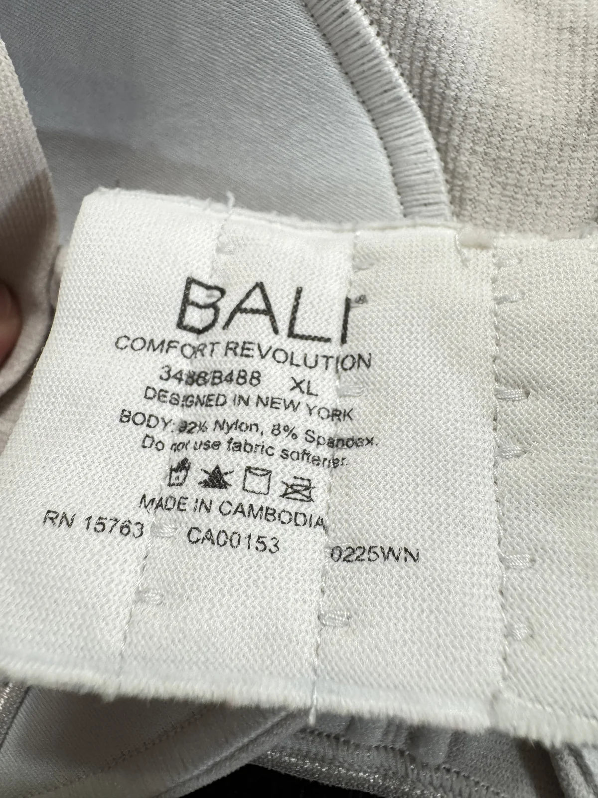 Bali White Wireless Bra Women's Size XL