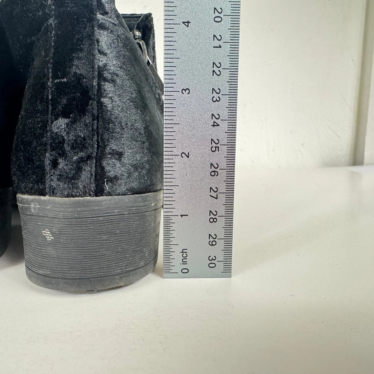 Bamboo Black Ankle Boots Women's Size 9 - Image 5