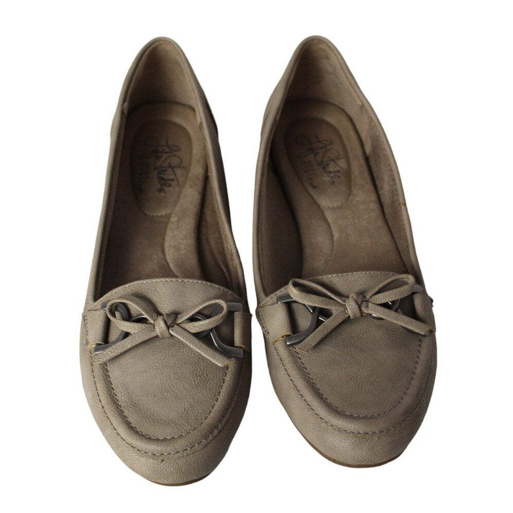Life Stride Flats Women Size 7.5 - Image 2