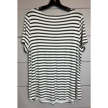 Maurices Short Sleeve Top Women's Size 0 - Image 2
