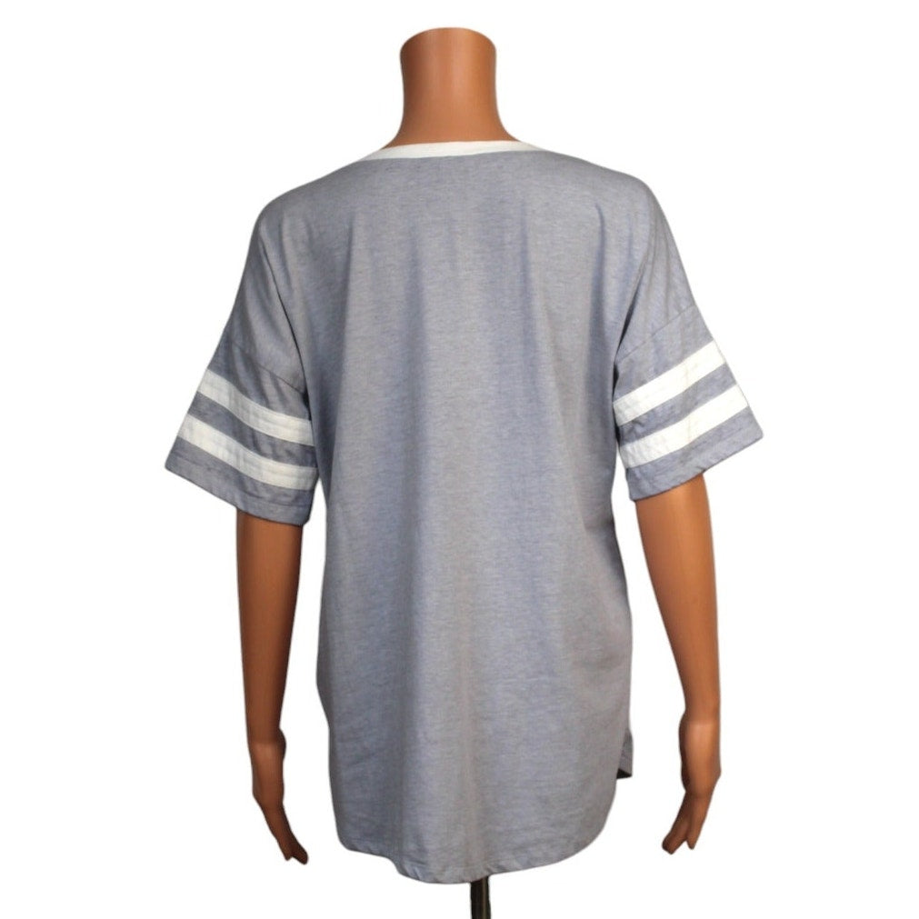 Cato Short Sleeve T-Shirt Women's Size Medium - Image 2