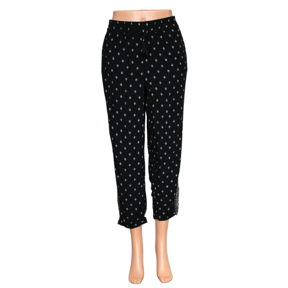 Old Navy Capri Women's Size Medium - Image 1