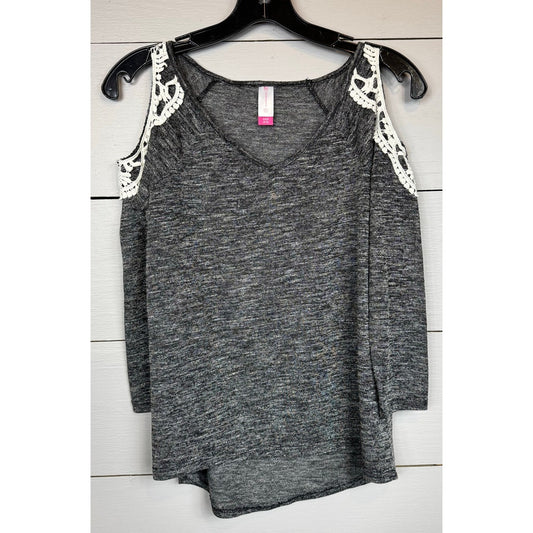 No Boundaries 3/4 Sleeve Blouse Women's Size Small - Image 1