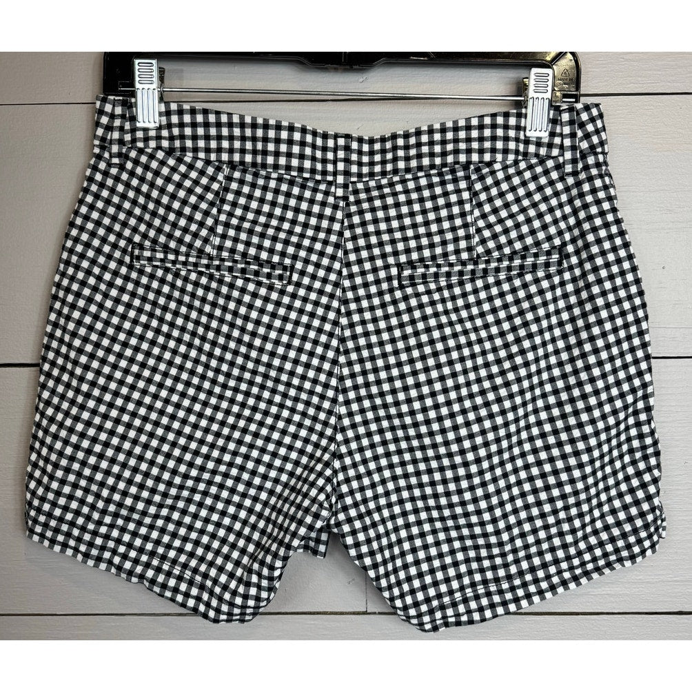Old Navy Shorts Women's Size 4 - Image 2