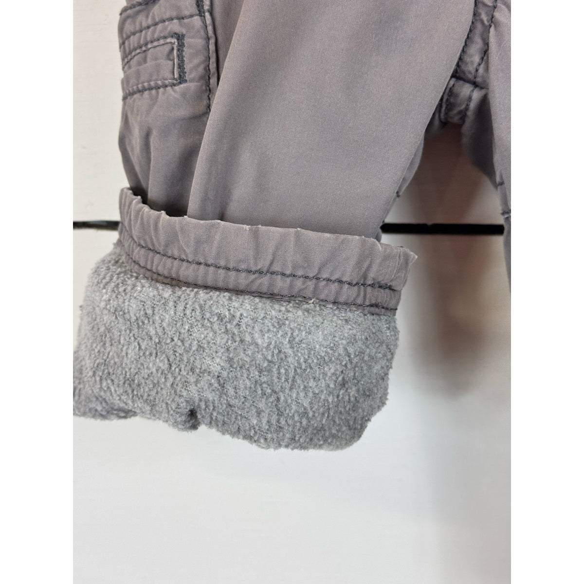 Old Navy Insulated Pants Boy's Size 6-12 Months - Image 3