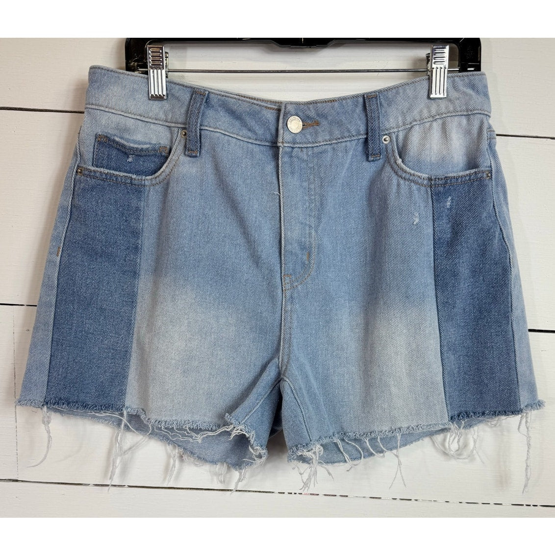 Time and Tru Denim Shorts Women's Size 10 - Image 1