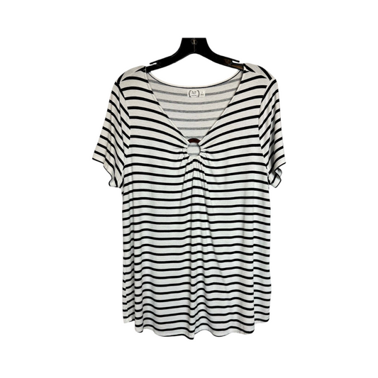 Maurices Short Sleeve Top Women's Size 0 - Image 1