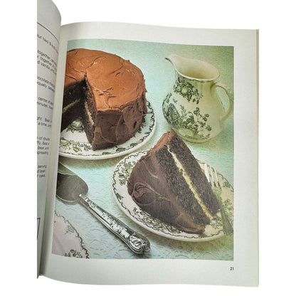 Sedgewood Book of Baking by The Editors of Sedgewood (Hardcover) - Image 7