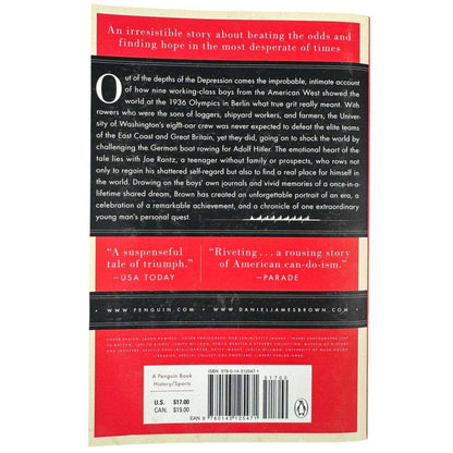 The Boys in the Boat by Daniel James Brown (Paperback) - Image 2