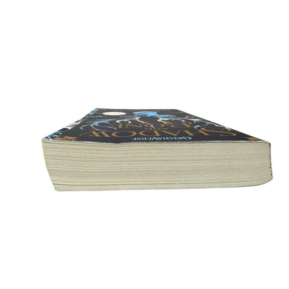 Shadow and Bone by Leigh Bardugo (Paperback) - Image 6