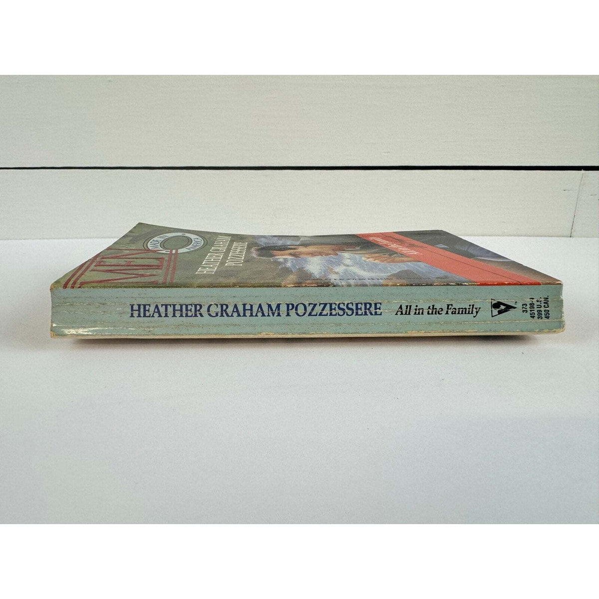 All in the Family by Heather Graham Pozzessere (Paperback) - Image 3
