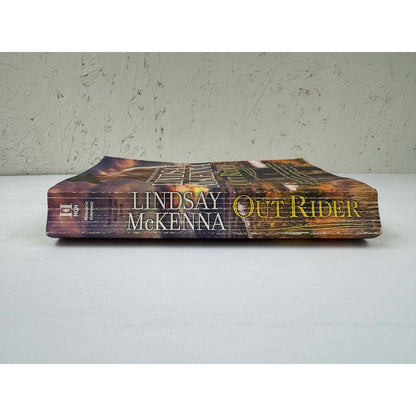 Out Rider by Lindsay McKenna (Paperback) - Image 3