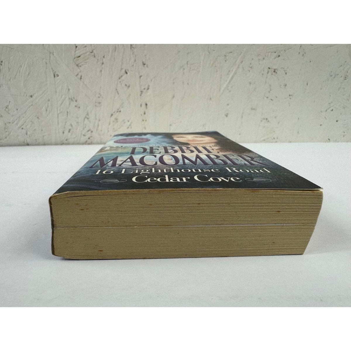16 Lighthouse Road by Debbie Macomber (Paperback) - Image 4