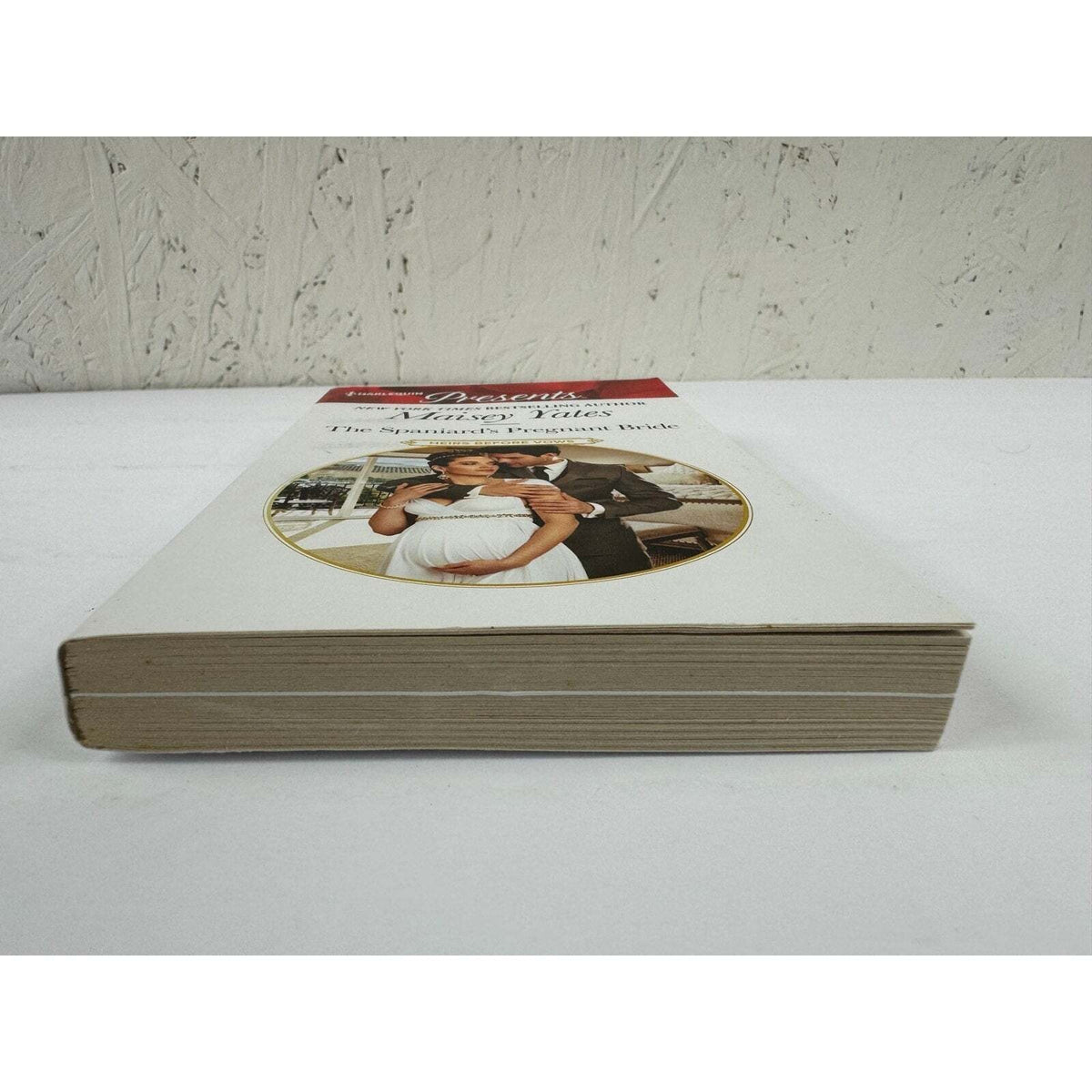 The Spaniard's Pregnant Bride by Maisey Yates (Paperback) - Image 4