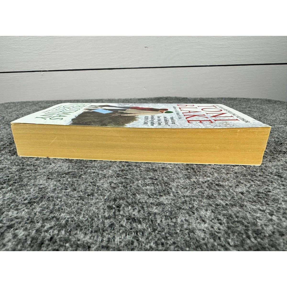 Christmas in Destiny by Toni Blake (Paperback) - Image 5