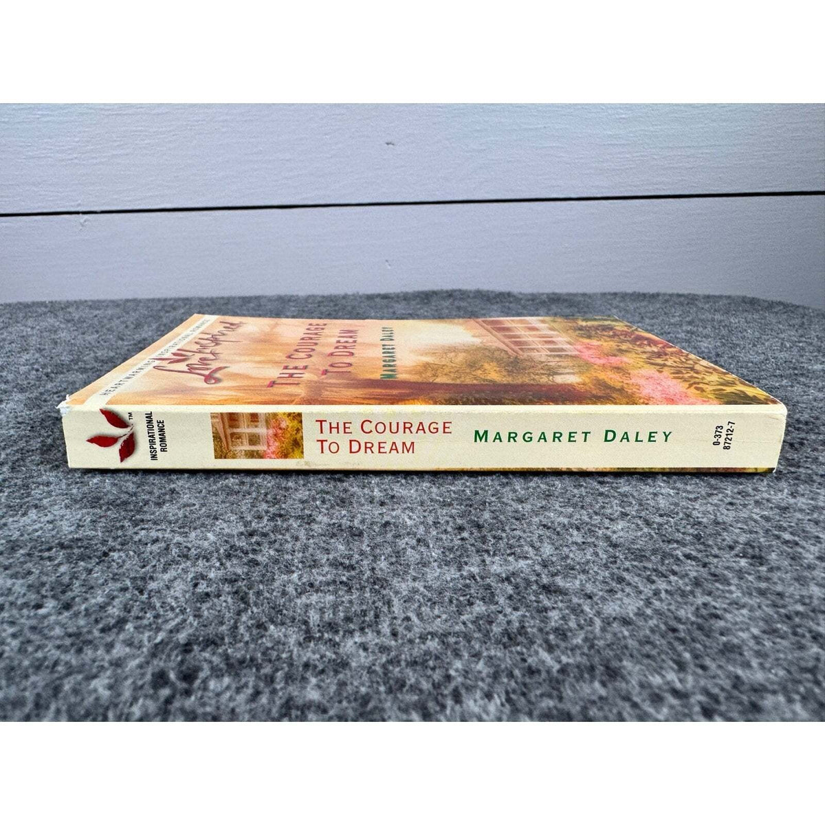 The Courage to Dream by Margaret Daley (Paperback) - Image 3