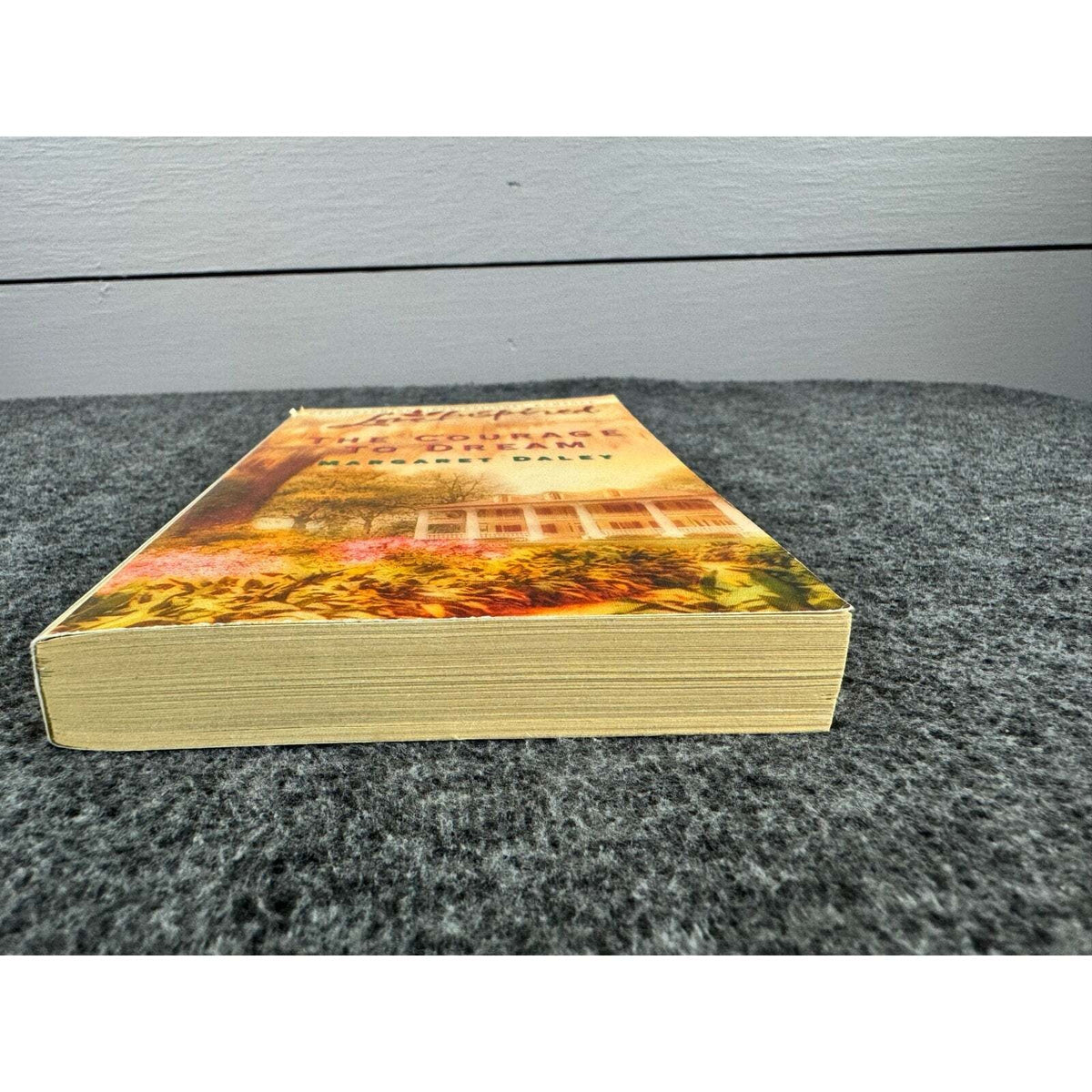 The Courage to Dream by Margaret Daley (Paperback) - Image 4